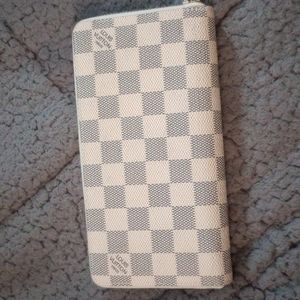 Louis Vuitton womans wallet